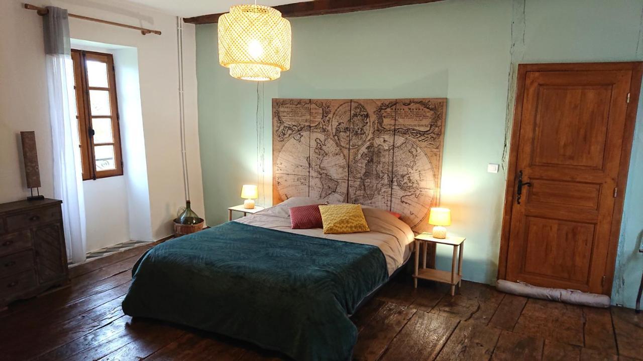 Gites & Chambres D'Hotes Peyrecout Laparrouquial エクステリア 写真
