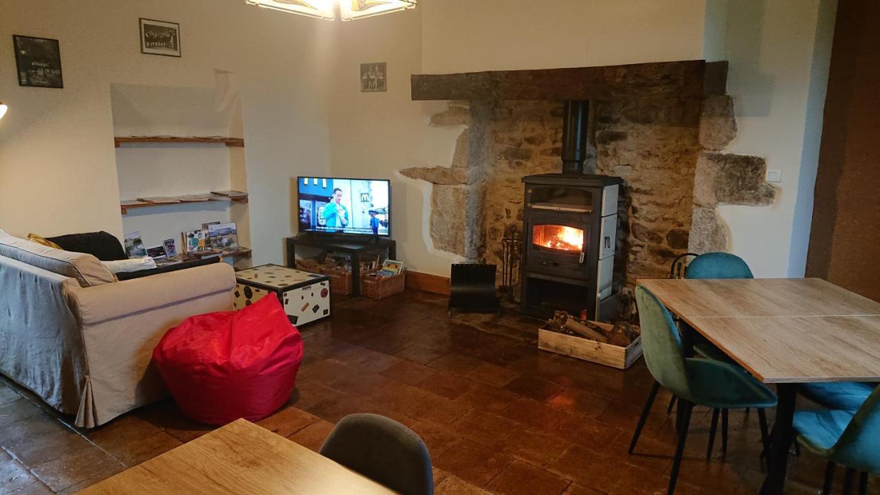 Gites & Chambres D'Hotes Peyrecout Laparrouquial エクステリア 写真