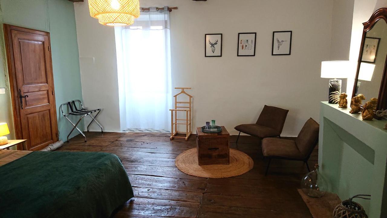 Gites & Chambres D'Hotes Peyrecout Laparrouquial エクステリア 写真