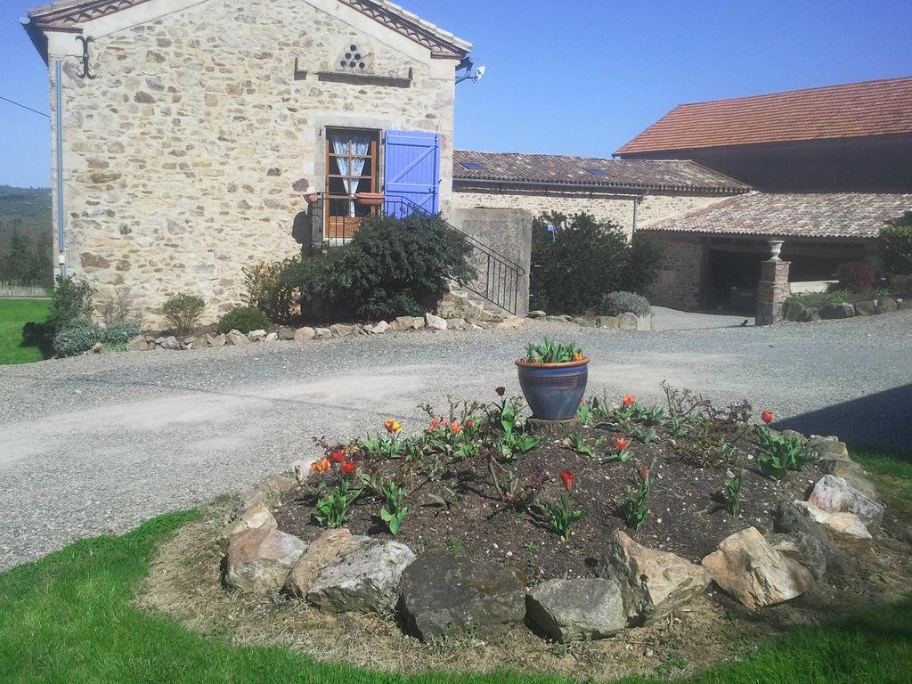 Gites & Chambres D'Hotes Peyrecout Laparrouquial エクステリア 写真