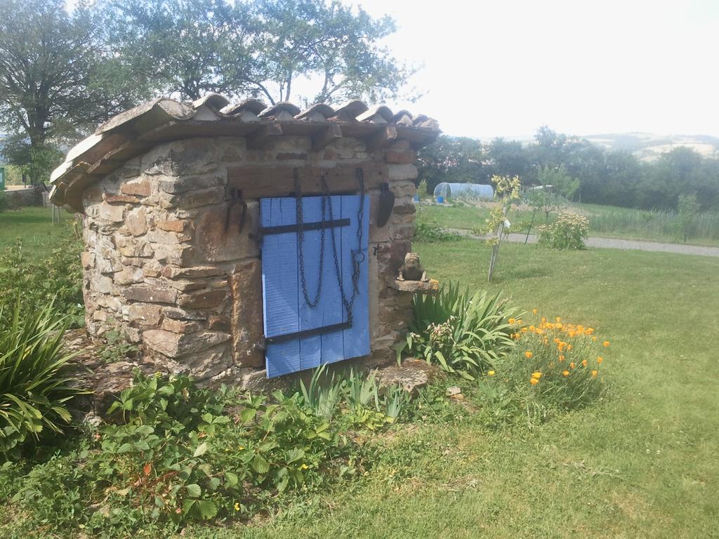 Gites & Chambres D'Hotes Peyrecout Laparrouquial エクステリア 写真